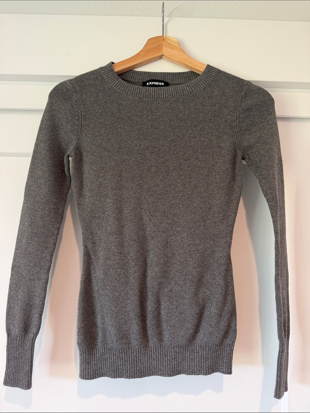 Express Gray Crewneck Sweater - Slim Fit